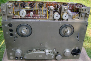 Telefunken R65a mit Verstärker V98